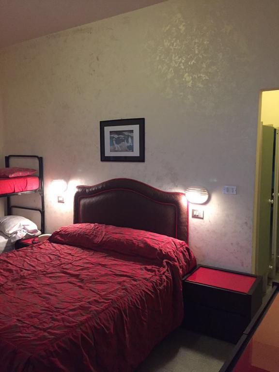 Hotel Brenta Viserbella di Rimini エクステリア 写真
