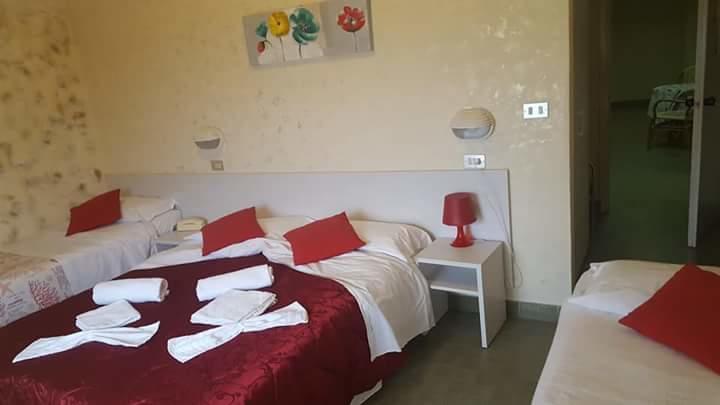 Hotel Brenta Viserbella di Rimini エクステリア 写真